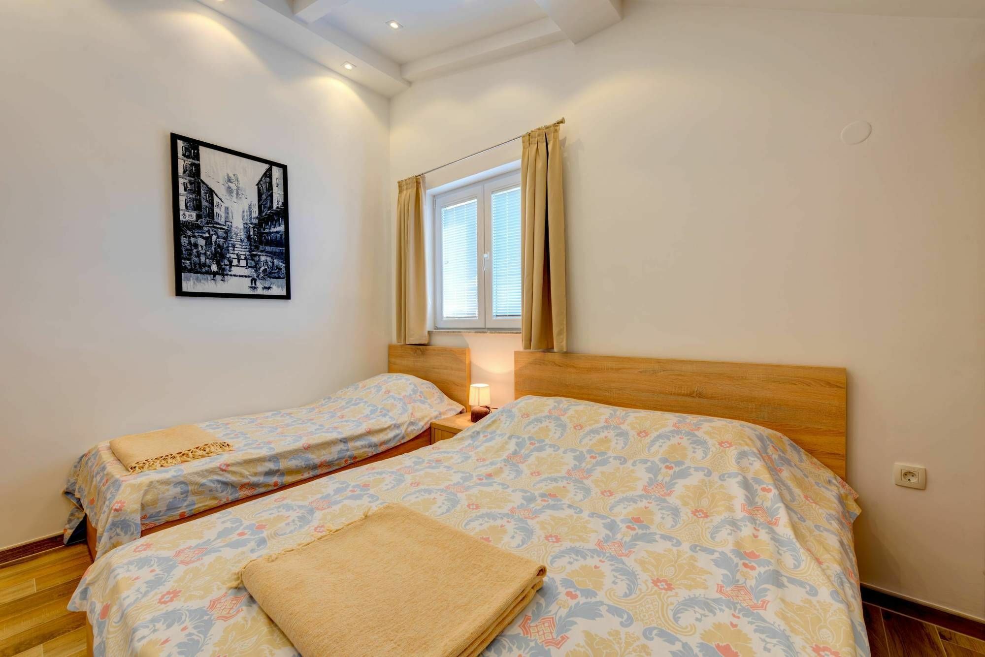 42° North Apartments Tivat Exteriör bild